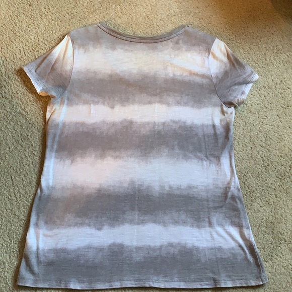 Made for Life women’s gray/white/black tee shirt - Picture 3 of 5